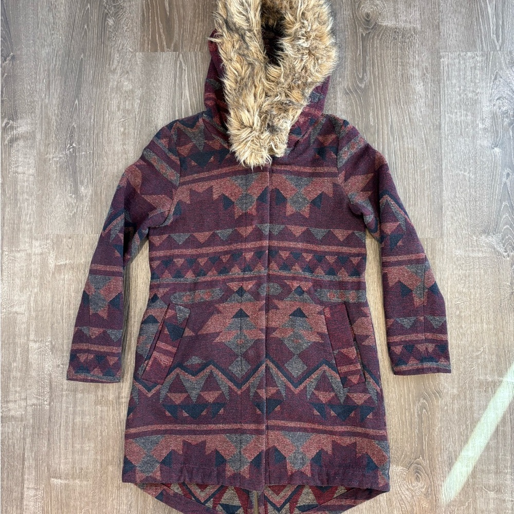 BB Dakota Aztec Faux Fur Coat XS - Picture 4 of 10